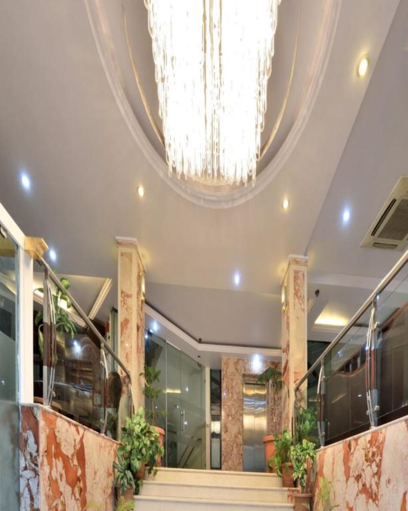 דלהי Fabhotel Marble Arch Karol Bagh מראה חיצוני תמונה