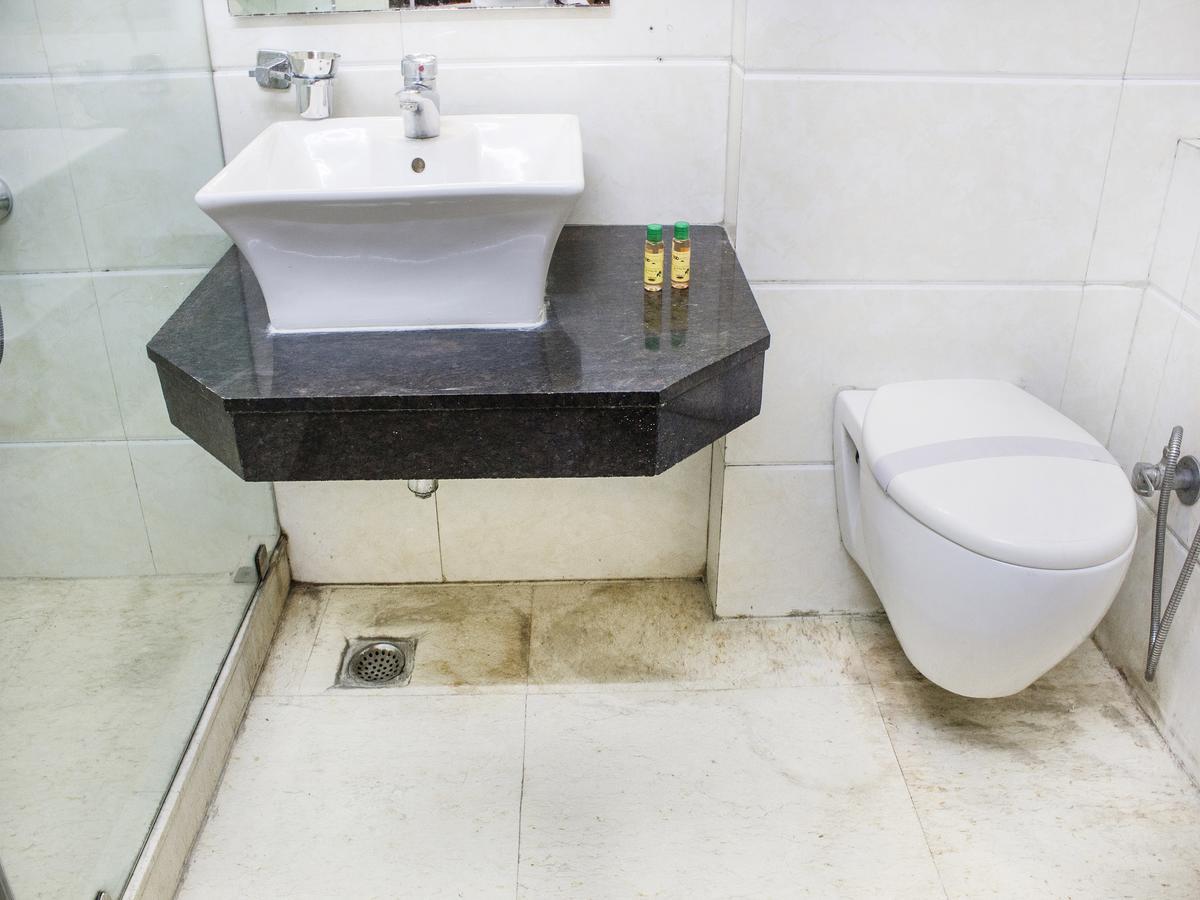 דלהי Fabhotel Marble Arch Karol Bagh מראה חיצוני תמונה