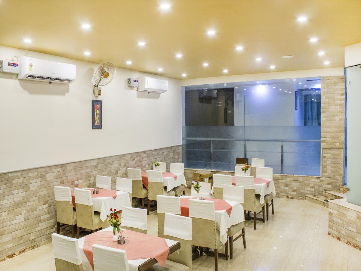 דלהי Fabhotel Marble Arch Karol Bagh מראה חיצוני תמונה