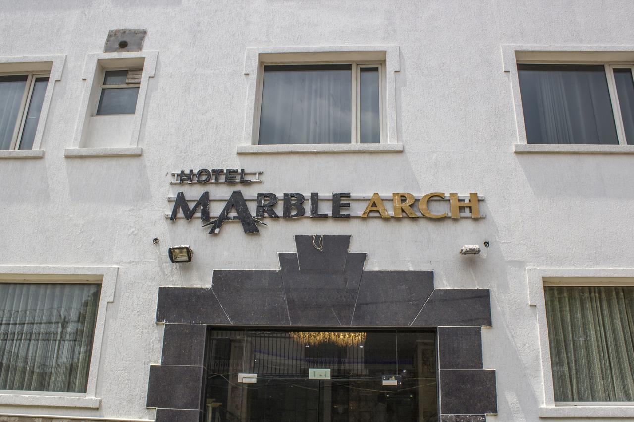 דלהי Fabhotel Marble Arch Karol Bagh מראה חיצוני תמונה