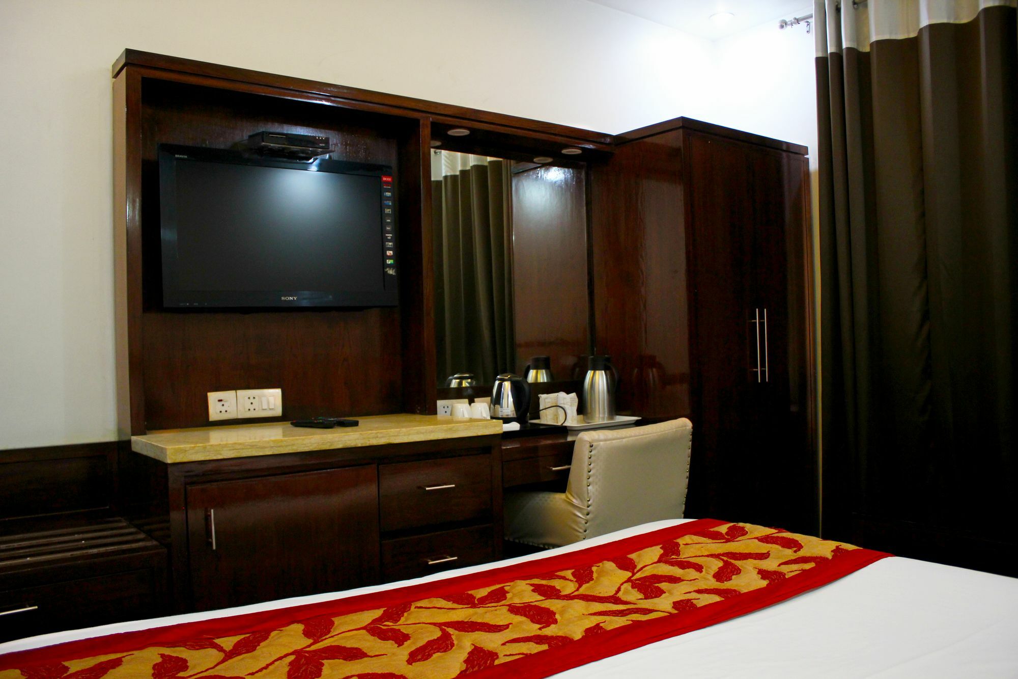 דלהי Fabhotel Marble Arch Karol Bagh מראה חיצוני תמונה